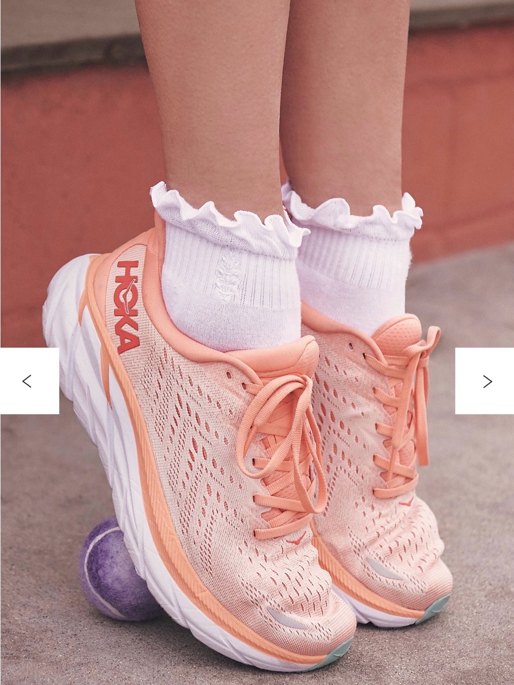 GAP Cream Ruffle-Edge Ribbed Ankle Socks - Picture 2 of 3